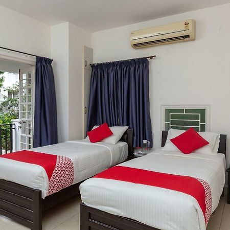 Oyo 23202 Cute Orange Service Apartments チェンナイ エクステリア 写真