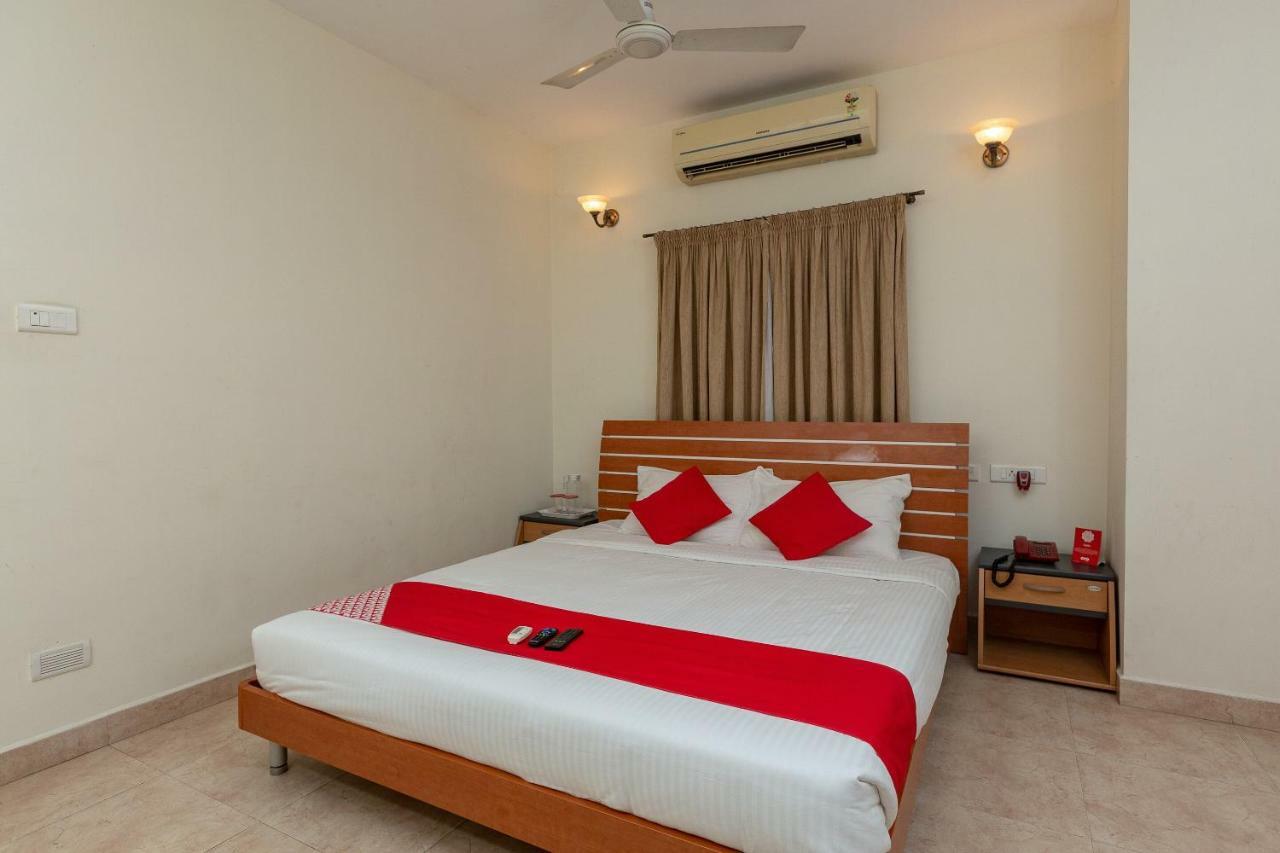 Oyo 23202 Cute Orange Service Apartments チェンナイ エクステリア 写真